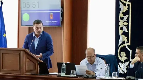 Óscar Noda en el debate del Estado de la Isla.