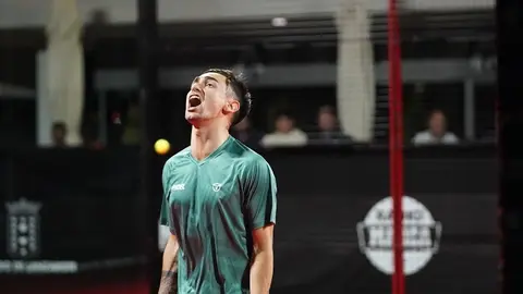 Jugador celebrando un golpe durante uno de los choques.