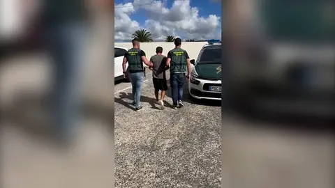 Detención por parte de la Guardia Civil.