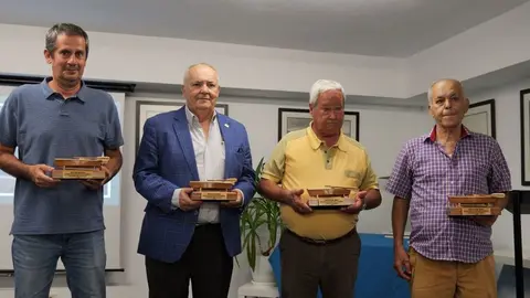 Imagen de las personas que fueron reconocidas en el acto.