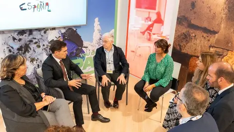 Imagen de una de las reuniones mantenidas este miércoles en Londres.