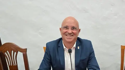 Fernando Jiménez en el pleno de Teguise