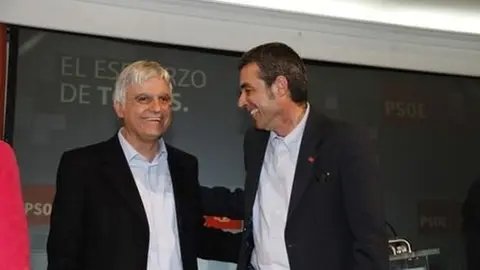 José Miguel Pérez en una visita a Lanzarote cuando era secretario general del PSOE en Canarias.