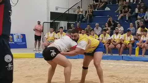 Una de las agarradas del pasado fin de semana.