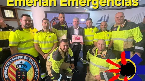 Miembros de EMERLAN en el Reconocimiento del Gobierno de Canarias.