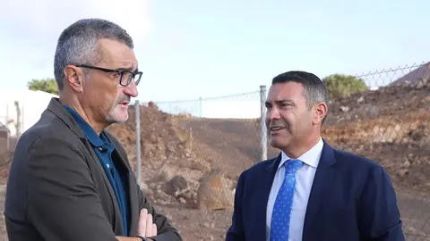 Oswaldo Betancort y Marci Acuña.