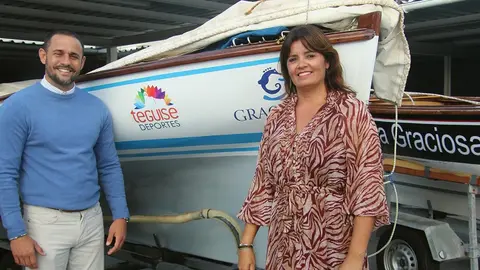 Olivia Duque junto al concejal de Deportes Alejandro Ramírez.