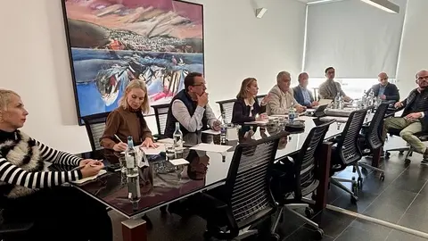 José Juan Cruz en la reunión con la Federación Turístico.