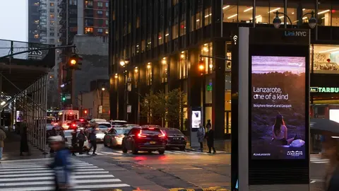 Publicad de Lanzarote en las calles de Nueva York.