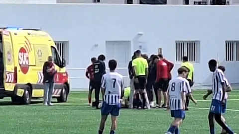 Imagen del momento en el que llegó la ambulancia