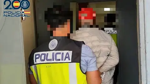 El detenido en las dependencias de la Comisaría de Policía.