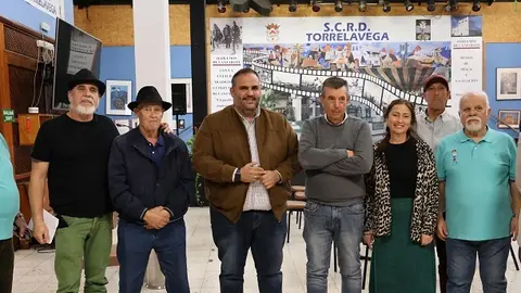 Presentación del documental de pesca de la Sociedad del Torrelavega.