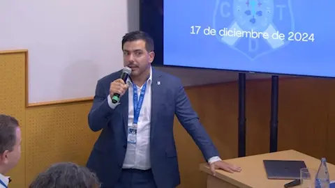 Rayco Garcia en una imagen de un video del club durante su intervención en una asamblea. 