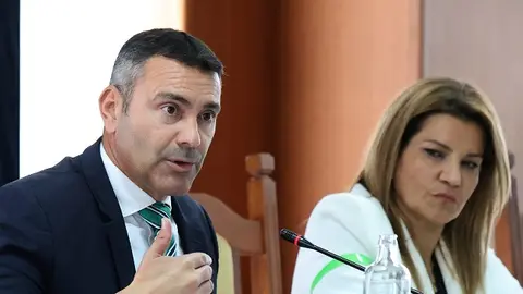 Oswaldo Betancort y María Jesús Tovar.