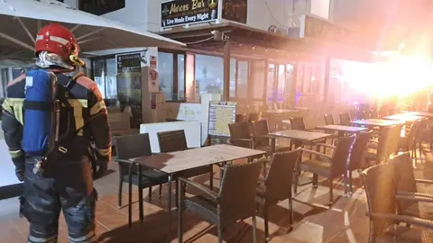 Incendio provocado en un bar de la zona de Los Pocillos.