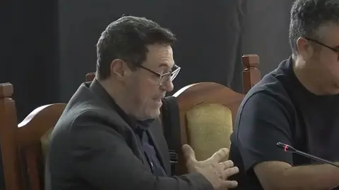 Óscar Pérez durante un pleno del Cabildo de Lanzarote. 