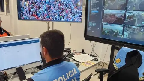 Imagen de la sala de control de videovigilancia de la capital lanzaroteña.