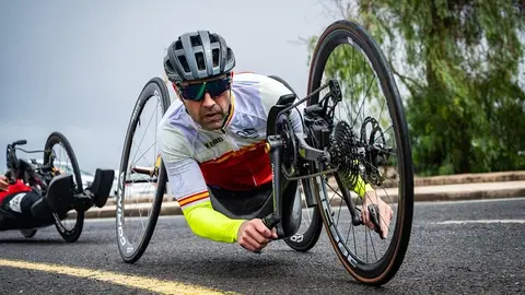 Imagen de uno de los participantes de la Handbike International Lanzarote.