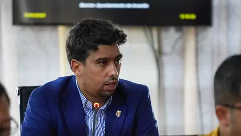 Maciot Cabrera durante el pleno de este lunes.