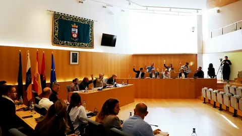 Aprobación del presupuesto en el pleno del Ayuntamiento de Tías.
