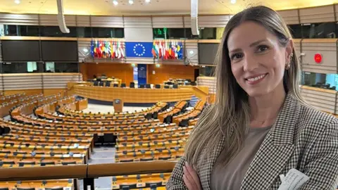 Sheila Guillén durante su visita al Parlamento europeo.