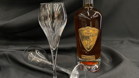 Moscatel Dulce Selección de Bodegas Timanfaya.