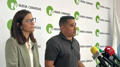 Yoné Caranballo y Natalia Santana durante la rueda de prensa