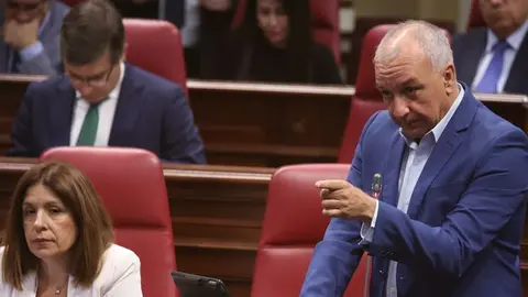 Luis Campos este miércoles durante el debate parlamentario.