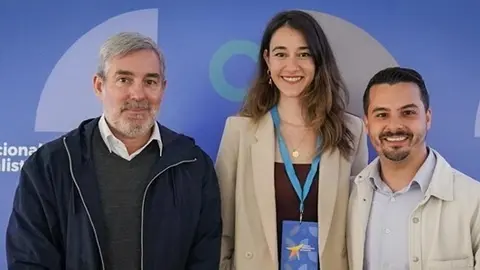 Raquel Castro junto a Fernando Clavijo y David Toledo.