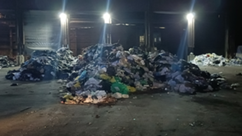 Residuos en el vertedero de Zonzamas donde se realizó la búsqueda del feto.