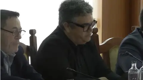 Armando Santana en el pleno del Cabildo de Lanzarote.