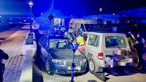 Momento de la actuación tras el accidente.