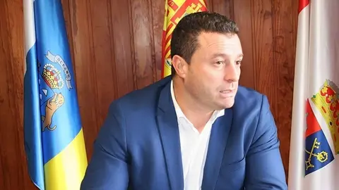 Óscar Noda, alcalde de Yaiza