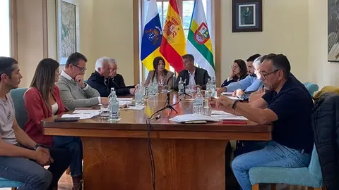 Pleno del Ayuntamiento de Haría.