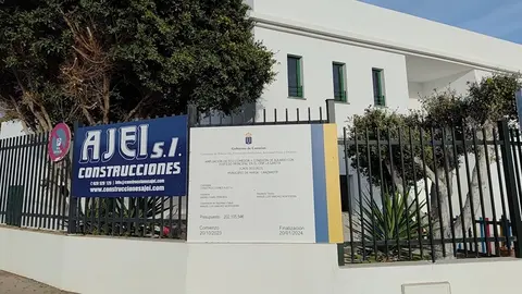 Exterior del CEIP La Garita.
