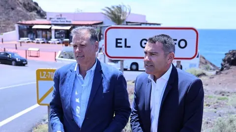 Oswaldo Betancort junto a Domingo Cejas