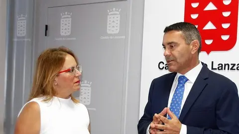 Oswaldo Betancort junto a Nori Machin