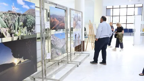 Inauguración de la exposición geoparque en AENA.