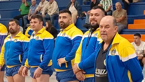 Luchadores del Unión Sur Yaiza.