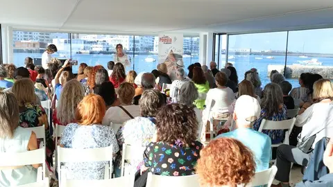 II FESTIVAL INTERNACIONAL DE POESÍA  (23)