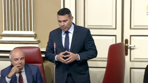 Oswaldo Betancort en el Parlamento de Canarias.