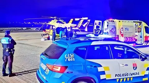 La Policía Local de Arrecife monta un dispositivo para evacuar un enfermo en situación grave