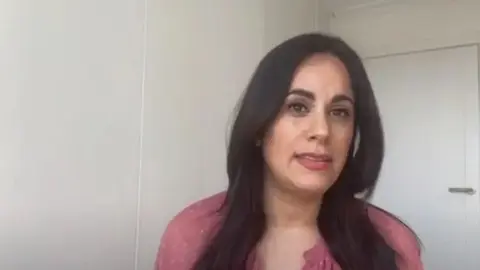 Vidina Espino en una imagen de archivo participando en una entrevista en la televisión autonómica