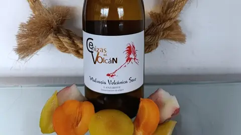 Vino cenizas de Volcán.