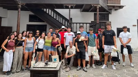 Imágenes de los jóvenes vascos que han venido a Lanzarote.