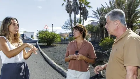 Mar Boronat junto a Olivia Duque y Eugenio Robayna.