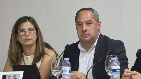 Concejales del PP en la sesión plenaria del Ayuntamiento de Yaiza.