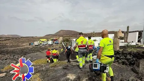 Imagen del traslado del cuerpo del fallecido.