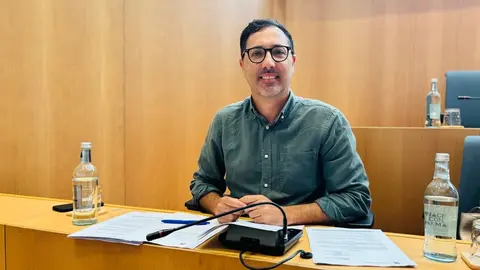 Tomás Silvera en el pleno del Ayuntamiento de Tías.