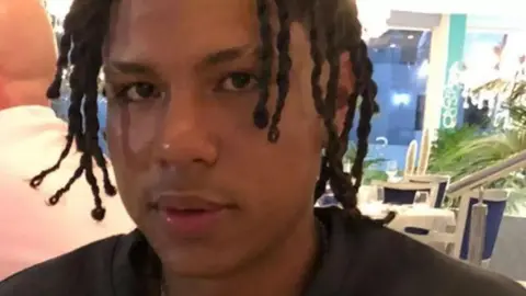 YERAY SÁNCHEZ MORALES